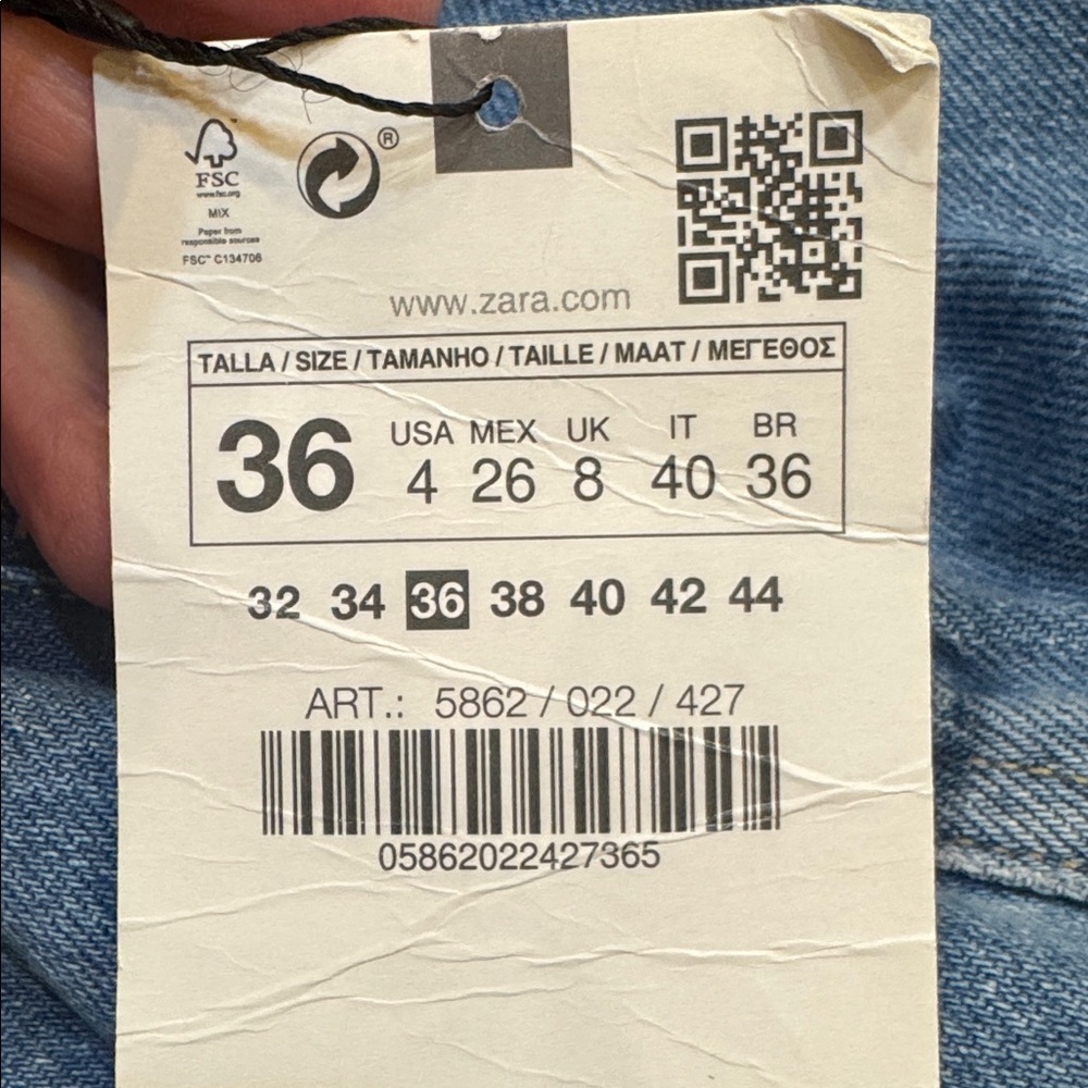 Zara High Rise Light Blue Jeans - Picture 8 of 8